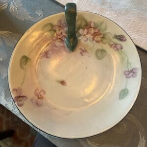 Antique‎ Bavarian Small Finger Ring Handle Signed Floral Saucer Plate  6"